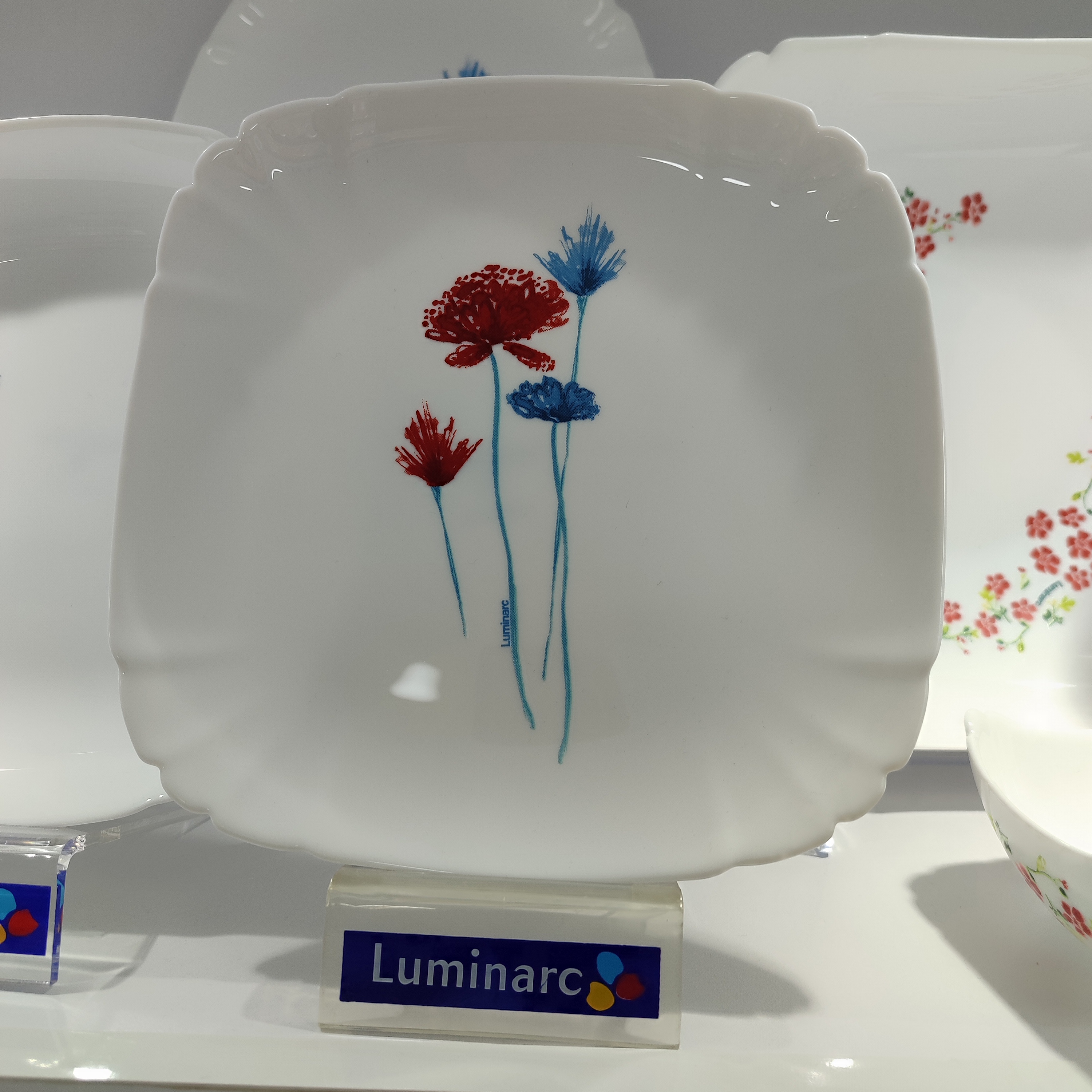 سرویس ۲۶ پارچه آرکوپال لومینارک فرانسه
