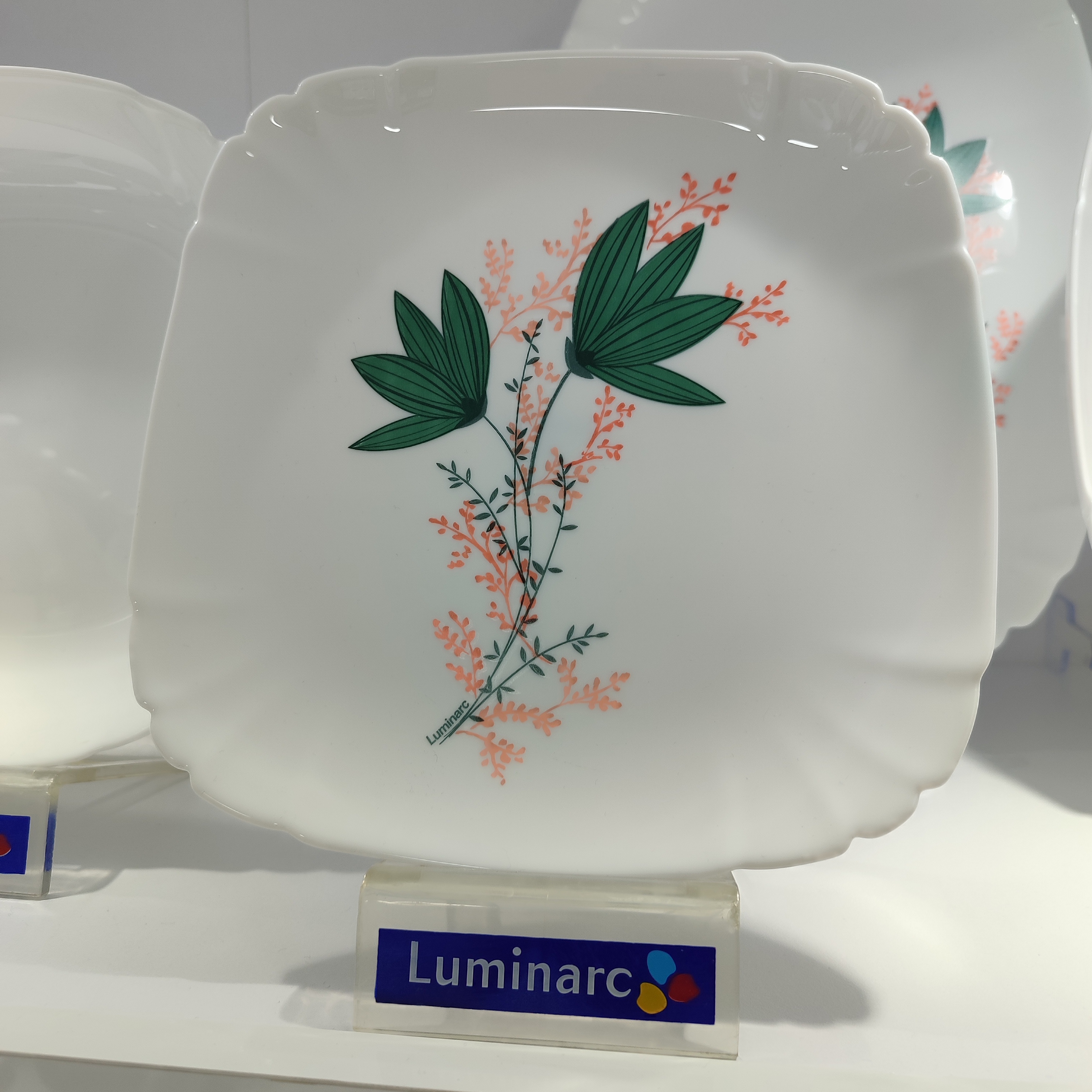 سرویس ۲۶ پارچه آرکوپال لومینارک فرانسه